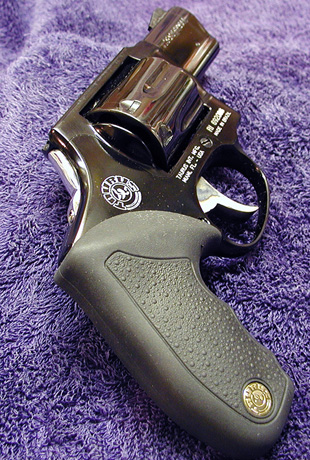 Taurus 817