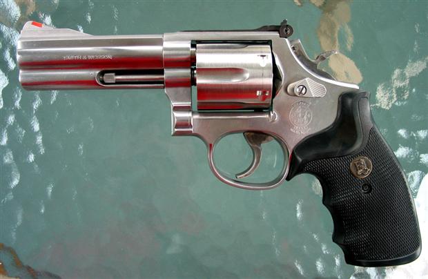 Smith & Wesson M686
