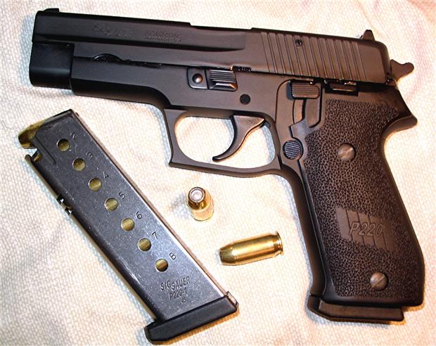 SIG P220