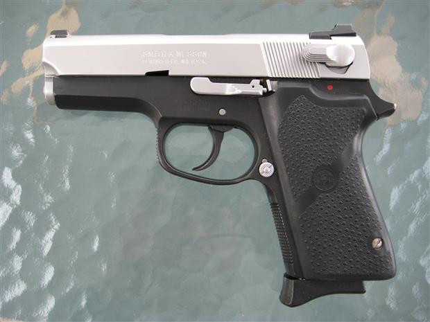 S&W 3913