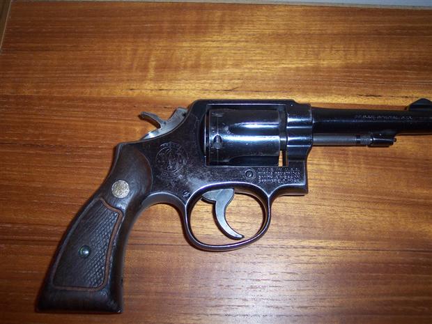 S&W Model 10