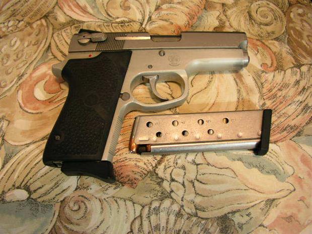 S&W 3913