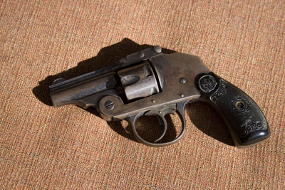 IJ Revolver