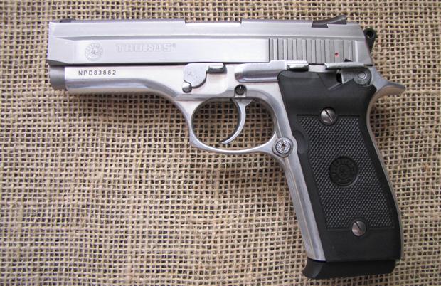 Taurus PT 945