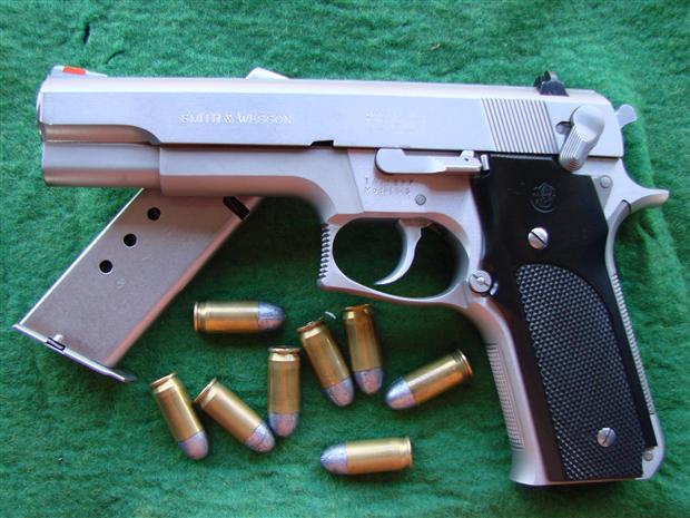 S&W 645