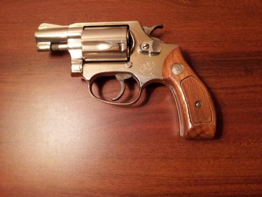 S&W M-37