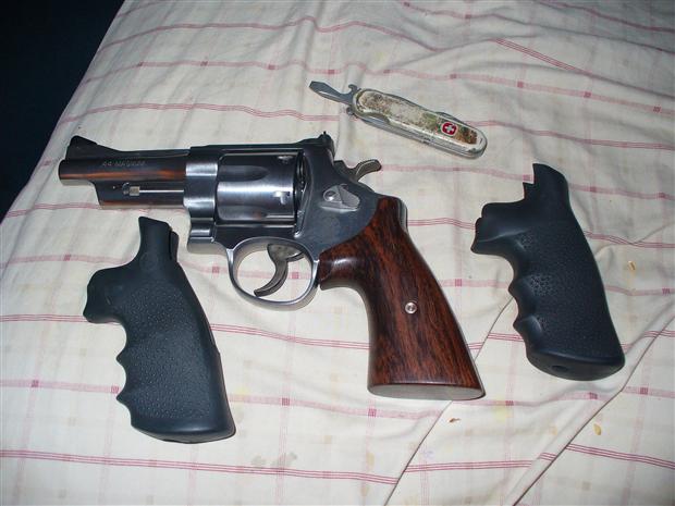 S&W 629MG Custom Grips