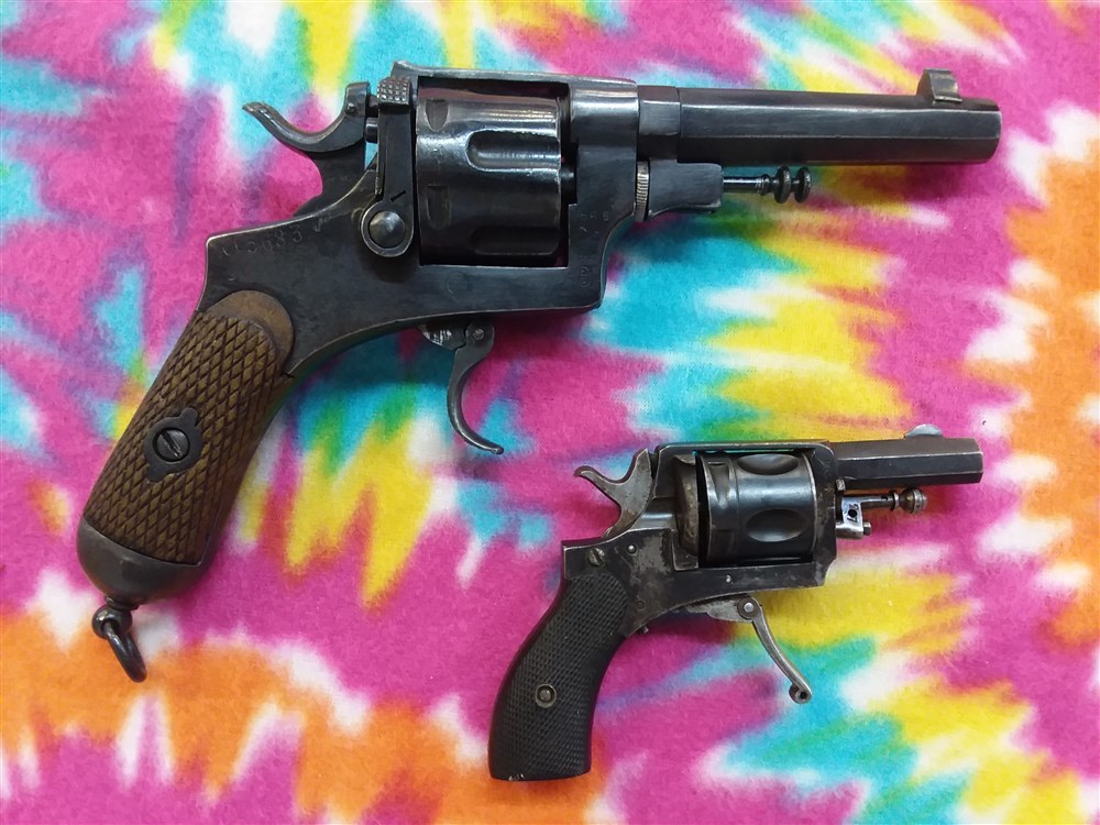 Revolvers without Trigger guards