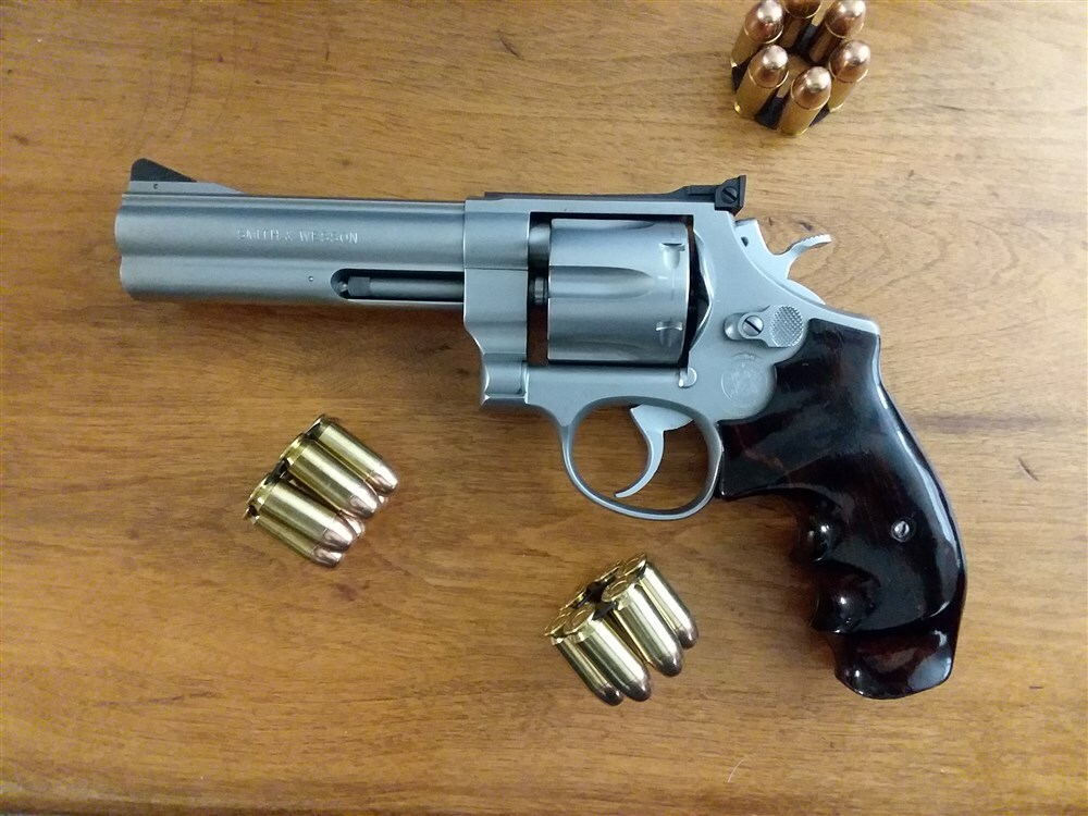 S&W 625-2