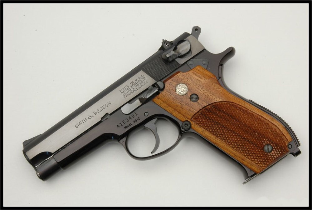 S&W Model 39