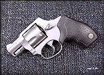 Stainless steel Taurus 905I 9mmP revolver. Five shot, DAO.