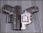 Two similarly sized subcompact handguns compared, Glock 27 and Taurus 905